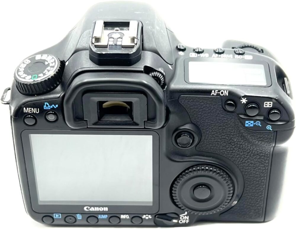 Canon EOS 40D 10.1MP Digital SLR Camera (Body Only) - Image 3