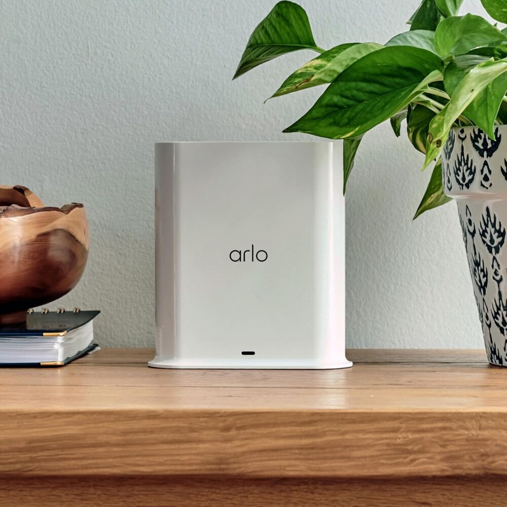 Arlo Pro SmartHub - Arlo Certified Accessory - Connects Arlo Cameras to Wi-Fi, Works with Arlo Ultra 2, Ultra, Pro 5S 2K, Pro 4, Floodlight, Essential (Gen 1) & Video Doorbell Cameras - VMB4540 - Image 7
