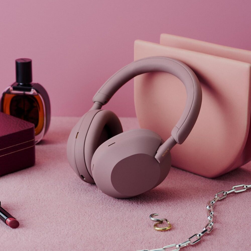 Sony WH-1000XM5 Noise Canceling Wireless Headphones - 30hr Battery Life - Over-Ear Style - Optimized for Alexa and Google Assistant - Built-in mic for Calls - Pink - International Version No Warranty - Image 4