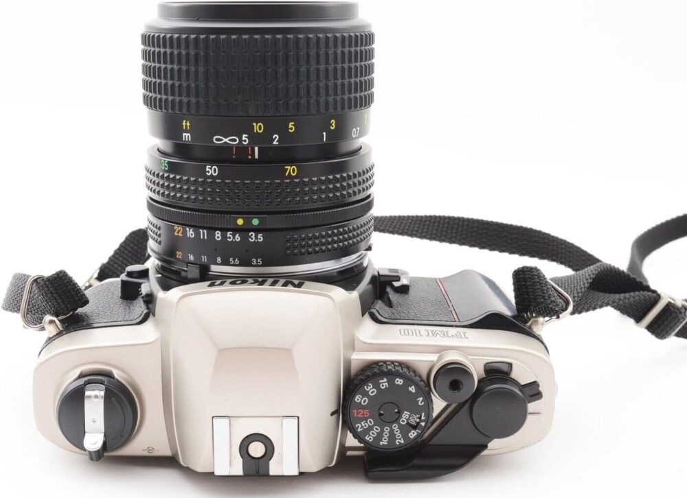 Nikon FM-10 SLR Camera with 35-70mm f/3.5-4.8 Zoom Lens (Renewed) - Image 3